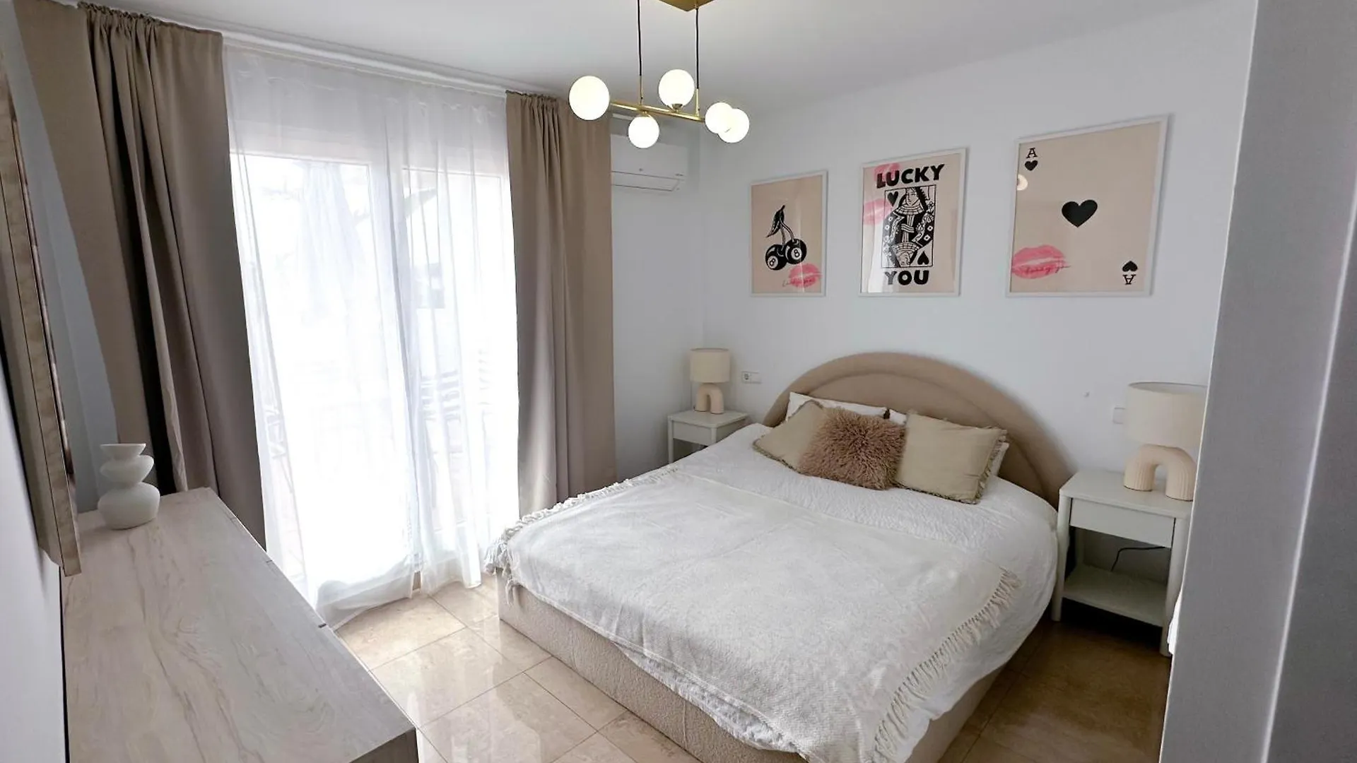 Vistalmar - Modern Poolside Apartment With Large Terrace, In Manilva Spain